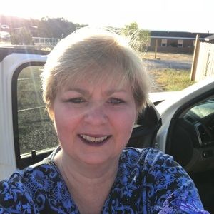 Meet your Posher, Carolyn